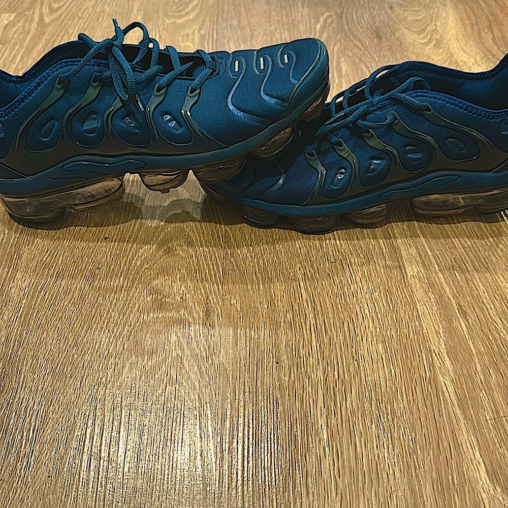 NIKE TN air vaporMax